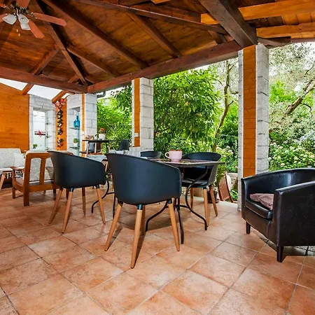 Casa Botin 3* רוביני